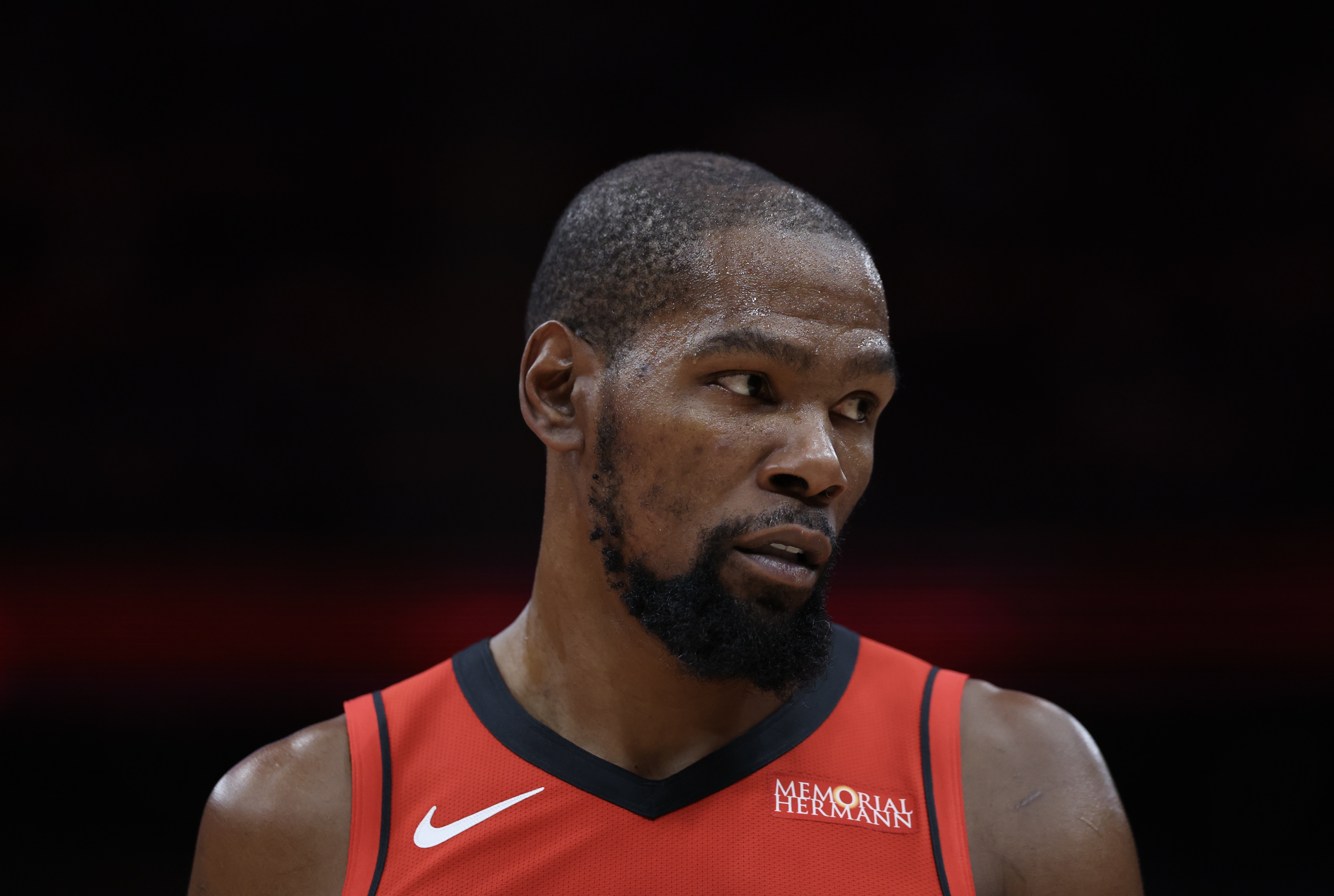 中国九游体育-解说：杜兰特背靠背干了85分钟 真啃老啊&amp;咔咔啃啊这是